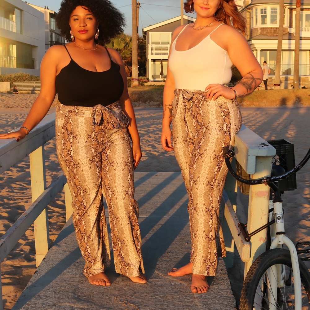 Wide leg snake pants